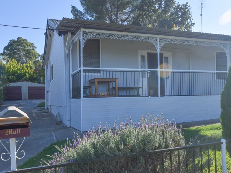 157 Edwards, Young NSW 2594
