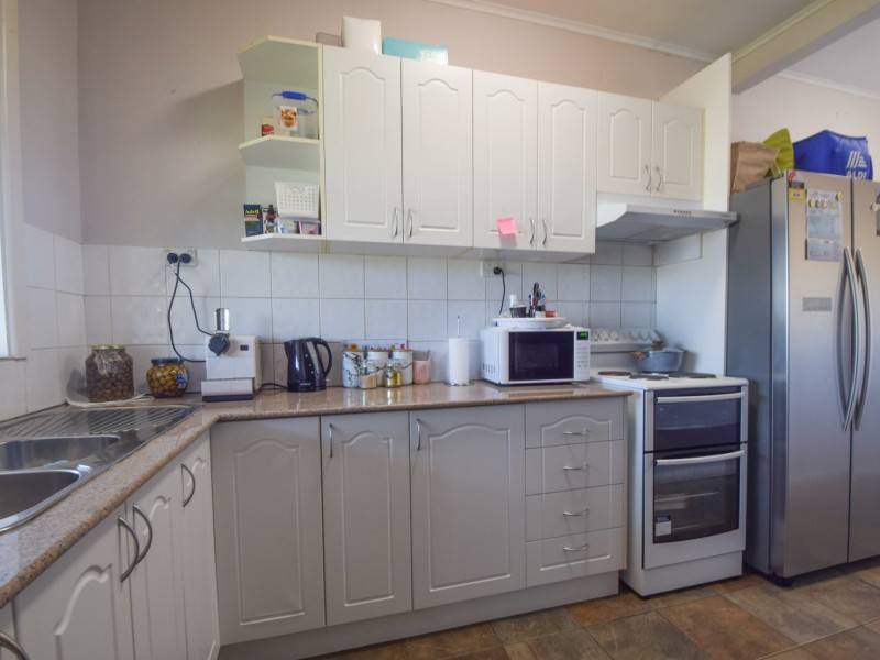 157 Edwards, Young NSW 2594