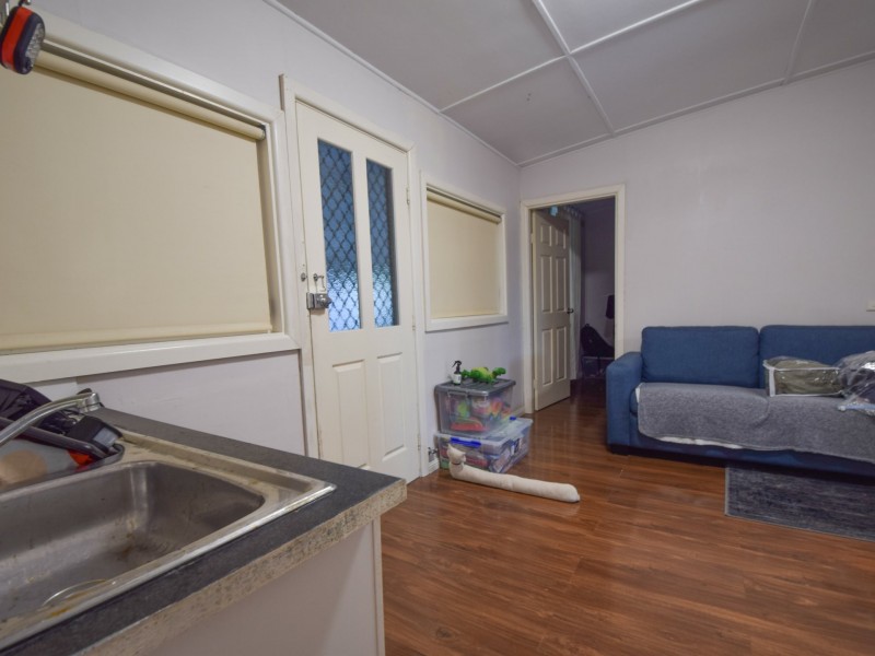 157 Edwards, Young NSW 2594