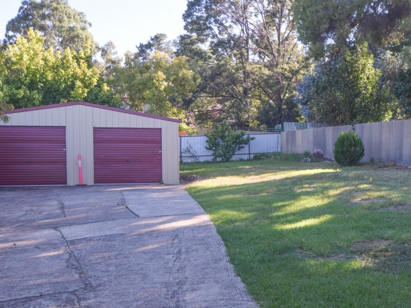157 Edwards, Young NSW 2594