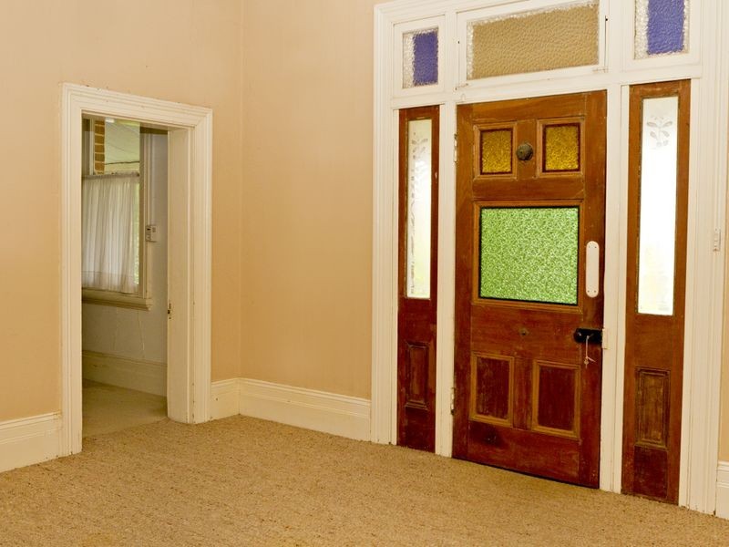 11 Dwyer Drive, Young NSW 2594