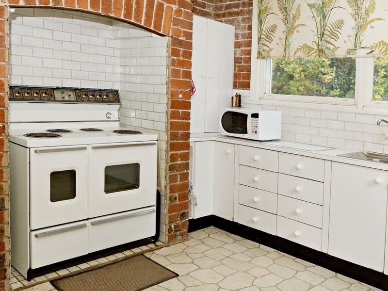 11 Dwyer Drive, Young NSW 2594