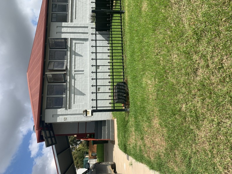 12 Spring Street, Young NSW 2594