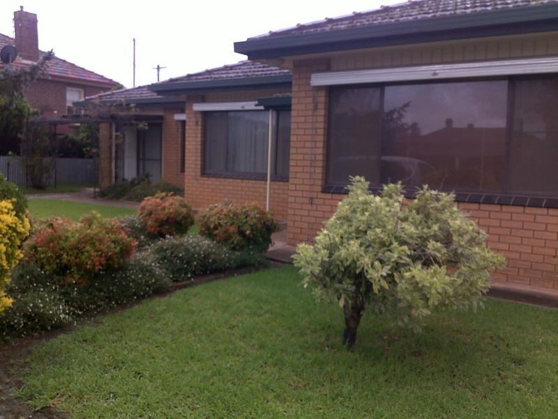 16 Clarke Street, Young NSW 2594