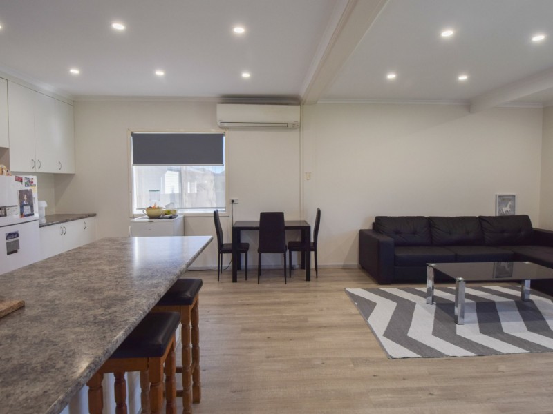 5 Lachlan Close, Young NSW 2594