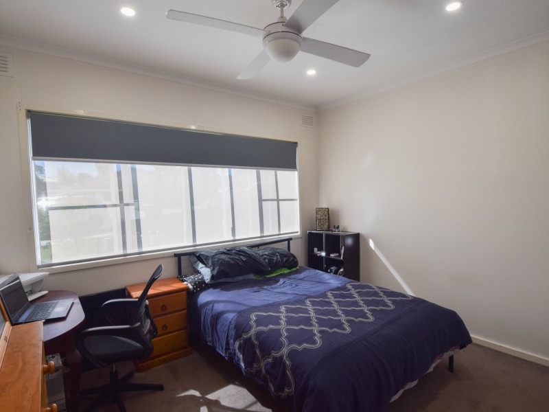 5 Lachlan Close, Young NSW 2594
