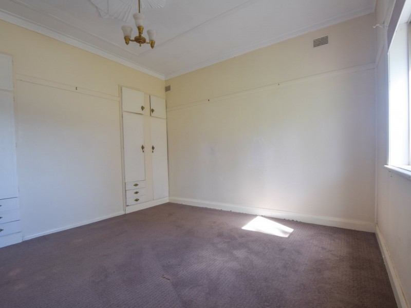 30 William Street, Young NSW 2594