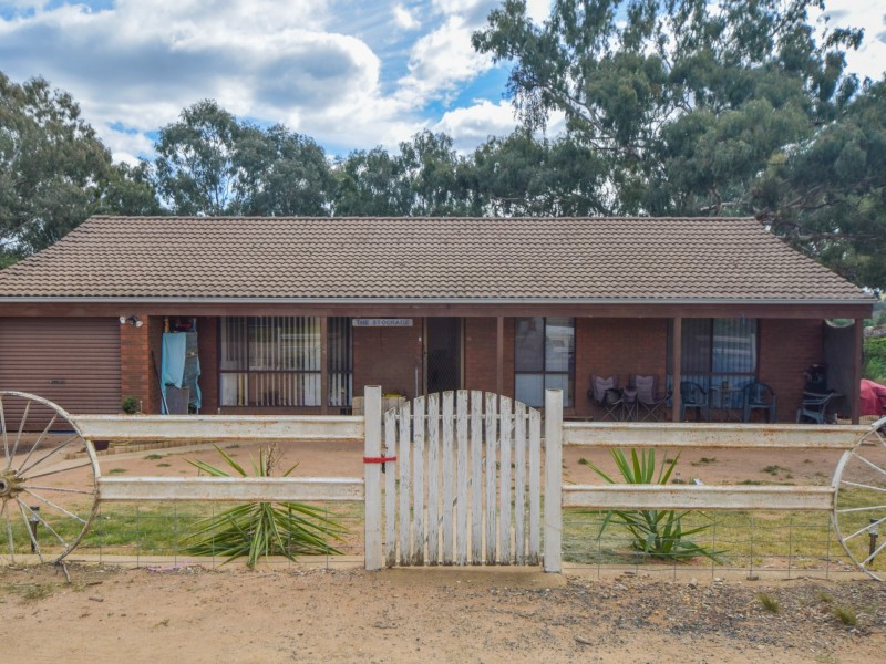 26 Briggs Street, Young NSW 2594