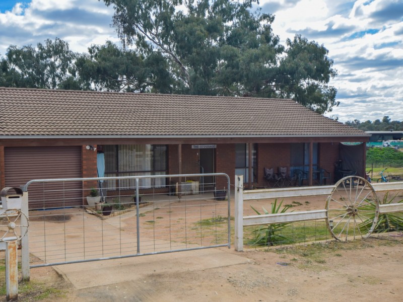 26 Briggs Street, Young NSW 2594