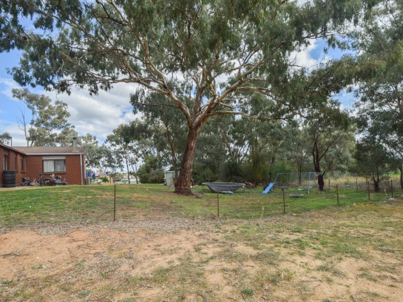 26 Briggs Street, Young NSW 2594