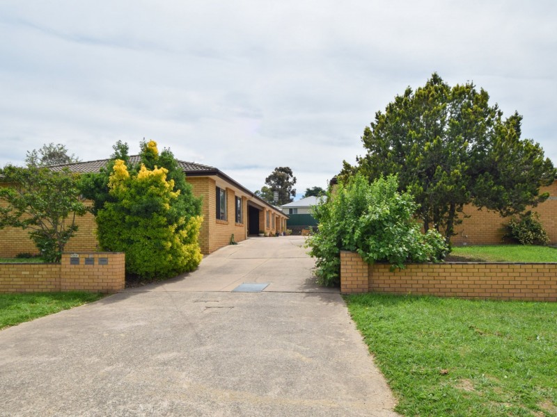 3/59 Brock Street, Young NSW 2594