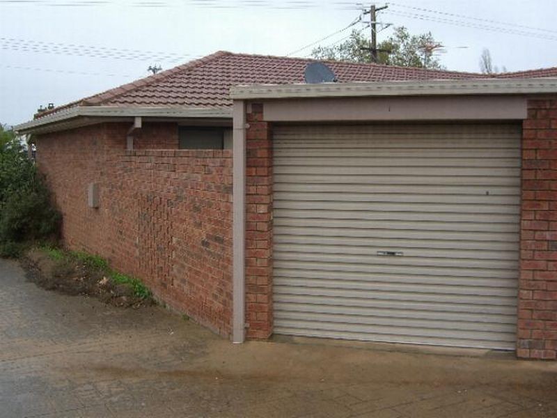 1/161 Nasmyth Street, Young NSW 2594