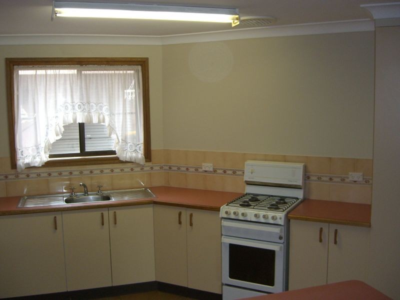 1/161 Nasmyth Street, Young NSW 2594