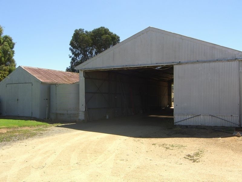 Bunyarra Grenfell Road, Young NSW 2594