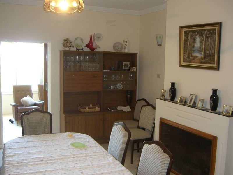 Bunyarra Grenfell Road, Young NSW 2594