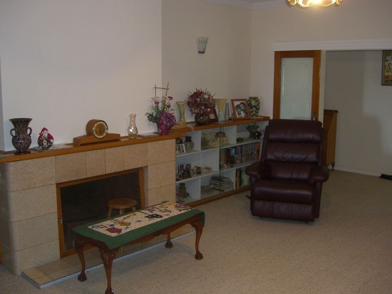 Bunyarra Grenfell Road, Young NSW 2594