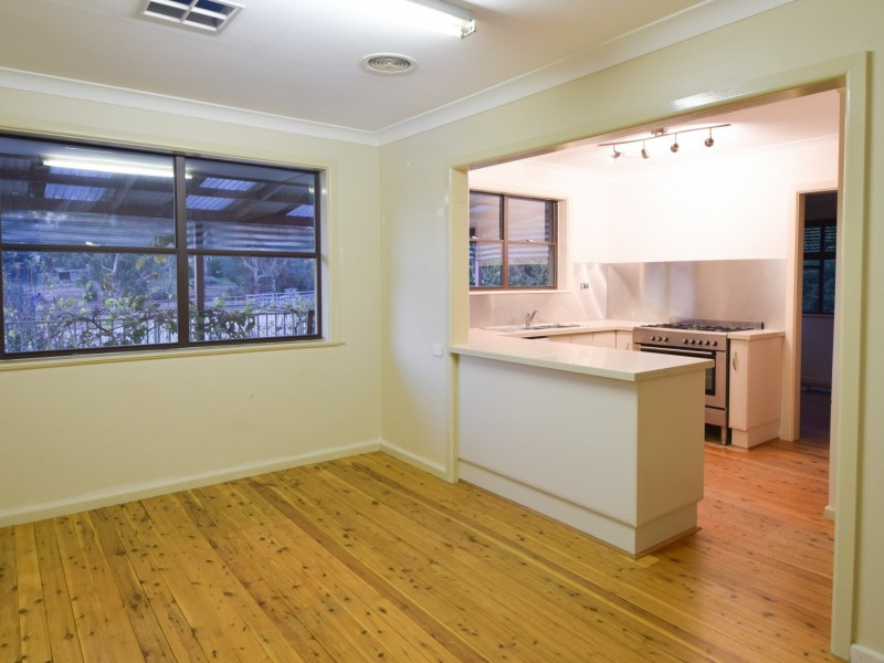 11 Melville Street, Young NSW 2594