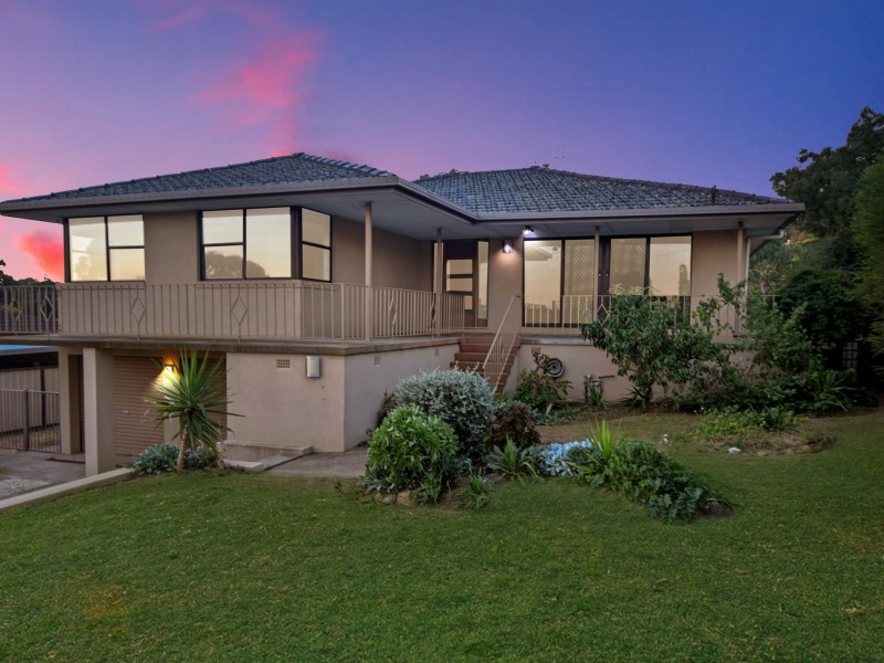 11 Melville Street, Young NSW 2594