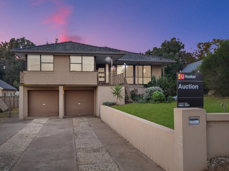 11 Melville Street, Young NSW 2594