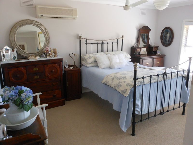 56 Nasmyth Street, Young NSW 2594