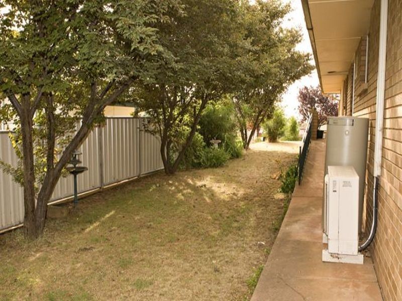 56 Nasmyth Street, Young NSW 2594