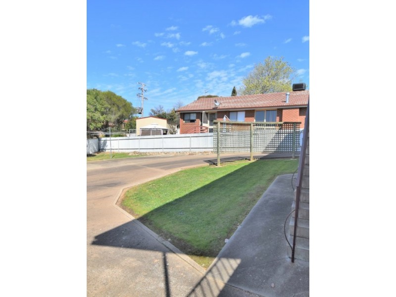 124 Wombat Street, Young NSW 2594