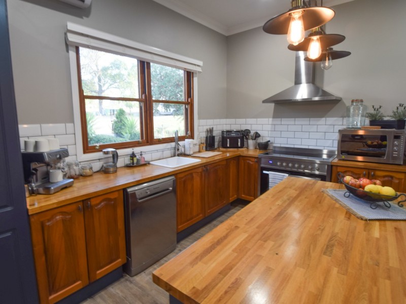 20 Araluen Road, Harden NSW 2587