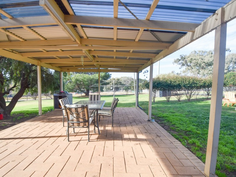 39 Wickham Lane, Young NSW 2594