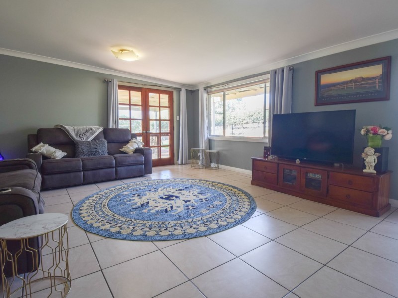 39 Wickham Lane, Young NSW 2594