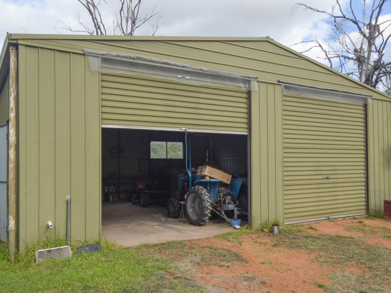 529 Karoopa Lane, Young NSW 2594