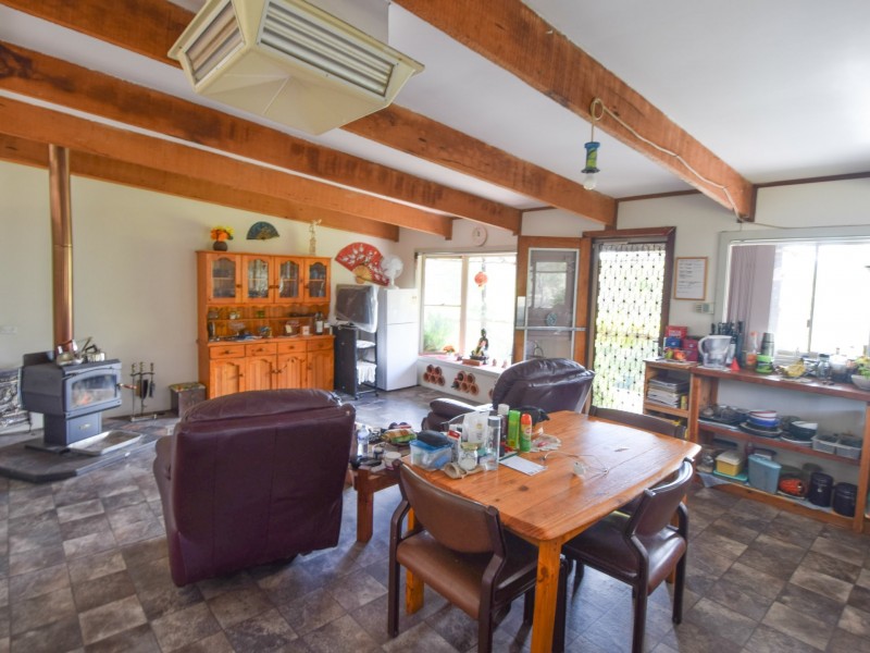 529 Karoopa Lane, Young NSW 2594