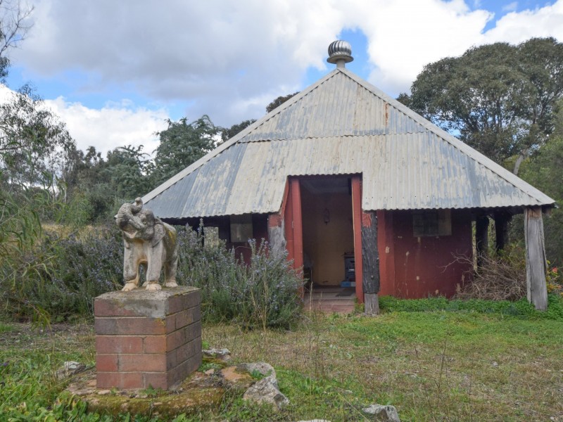 529 Karoopa Lane, Young NSW 2594