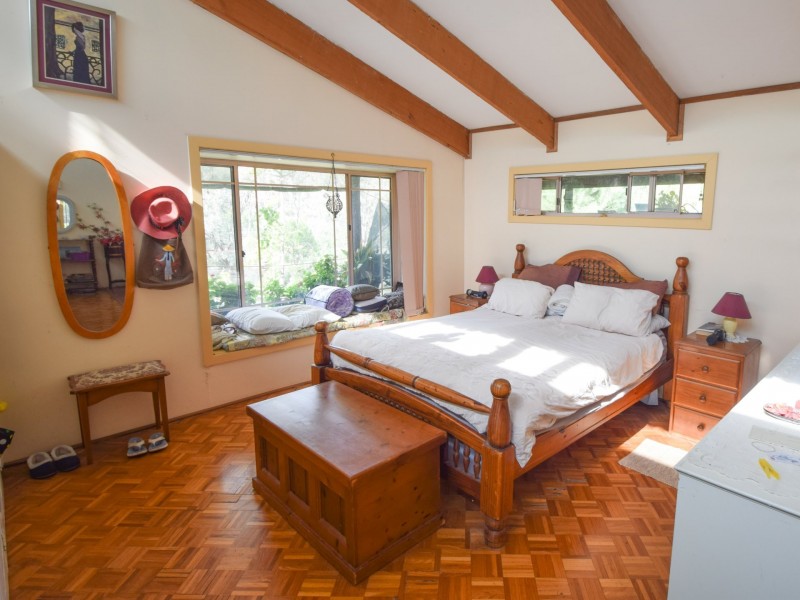 529 Karoopa Lane, Young NSW 2594