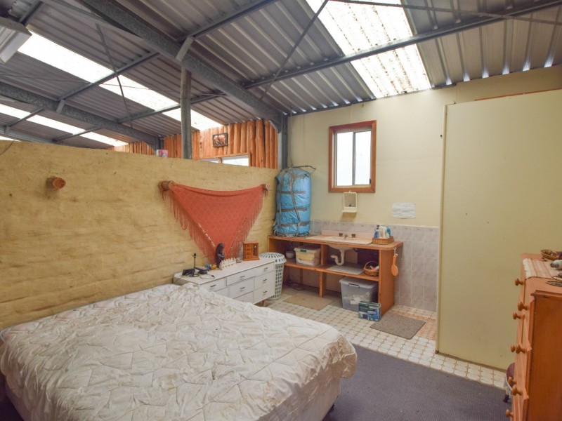 529 Karoopa Lane, Young NSW 2594
