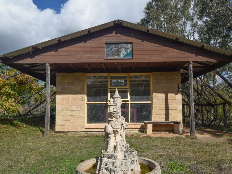 529 Karoopa Lane, Young NSW 2594