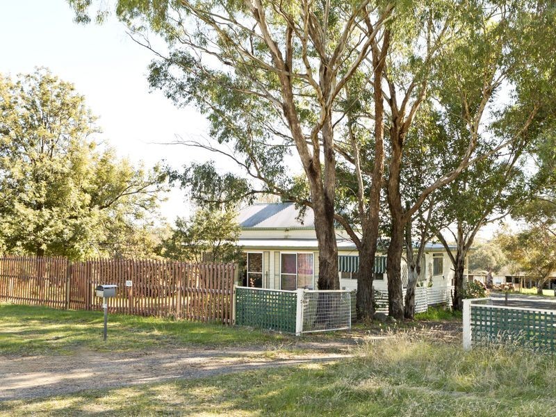 619 Olympic Hwy North (Cowra Road), Young NSW 2594