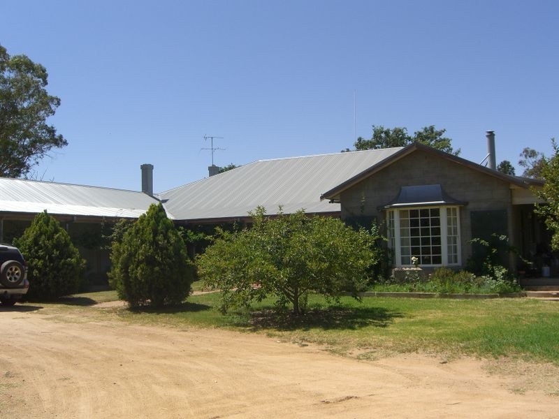 Wirruna Jenkins Road Tubbul, Young NSW 2594