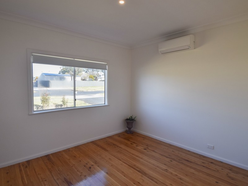 3 Allanan Street, Young NSW 2594