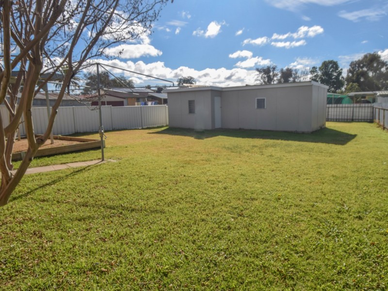 3 Allanan Street, Young NSW 2594