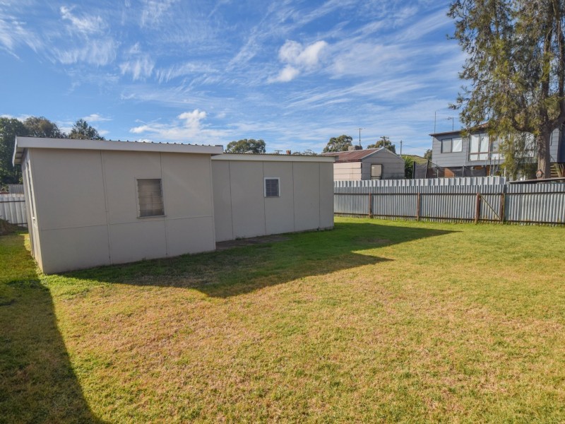 3 Allanan Street, Young NSW 2594