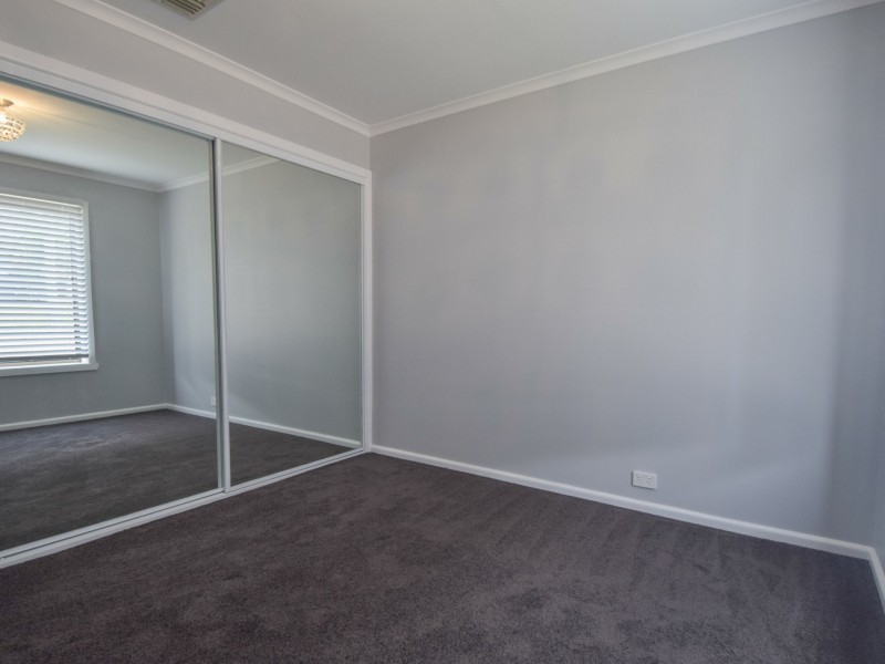 5 Earl Street, Young NSW 2594