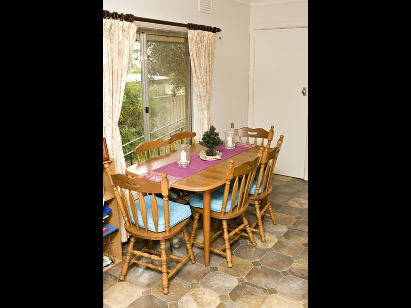 56 NASMYTH STREET, Young NSW 2594