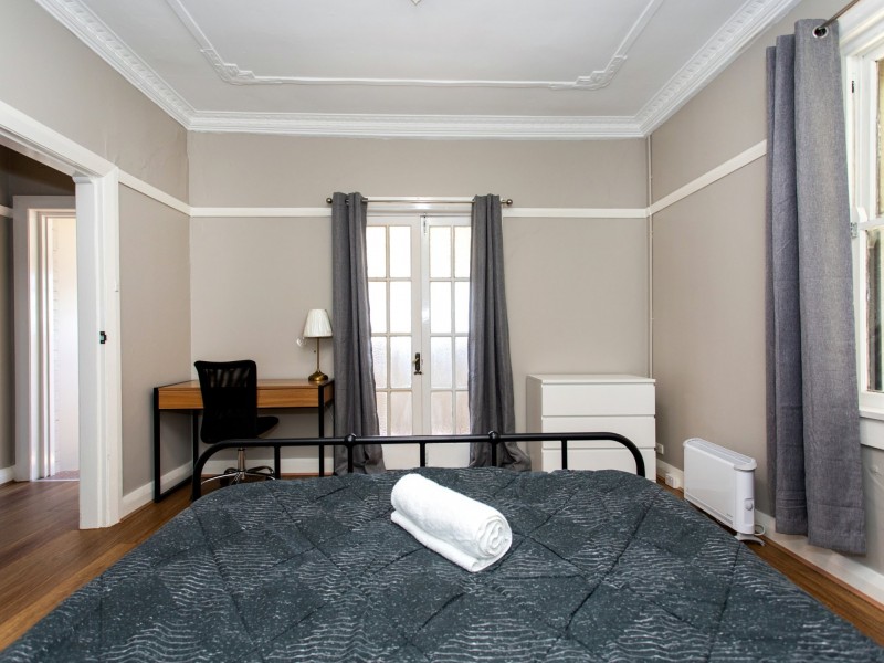 Room 1/12 Spring Street, Young NSW 2594