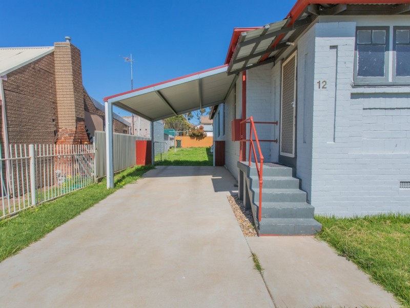 Room 1/12 Spring Street, Young NSW 2594