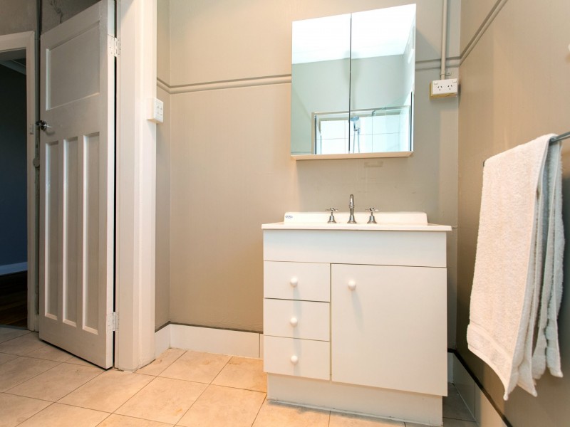 Unit 3/12 Spring Street, Young NSW 2594