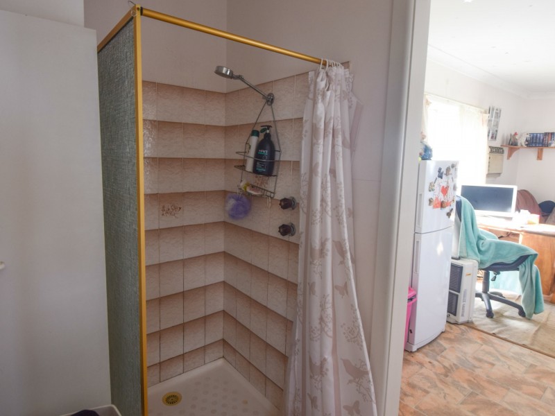 30 Binalong Street, Young NSW 2594