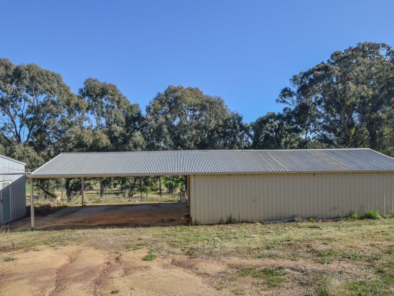 4501 Olympic Highway South, Young NSW 2594