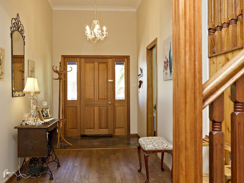 9 McNarry Place, Young NSW 2594