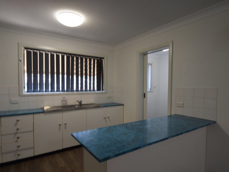 4/59 Brock Street, Young NSW 2594