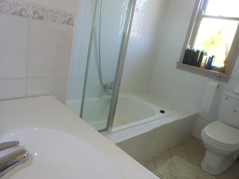 7 Clifton Street, Young NSW 2594